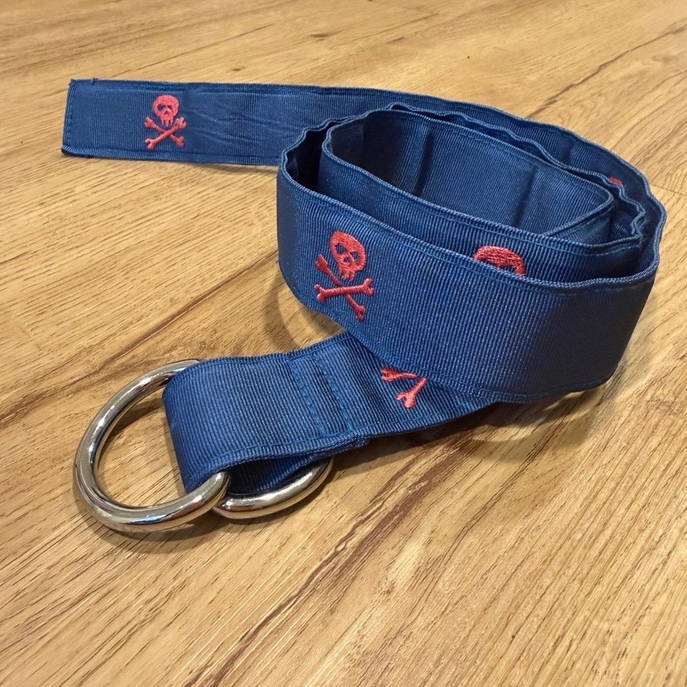 Vineyard Vines Mens XL Blue Grosgrain Belt Skull Crossbones Jolly Roger Golf 40"